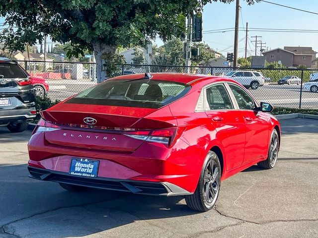 2022 Hyundai Elantra SEL