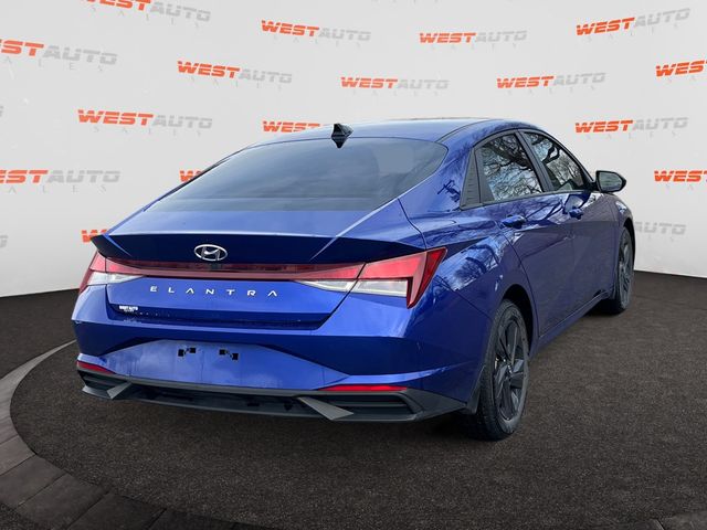 2022 Hyundai Elantra SEL