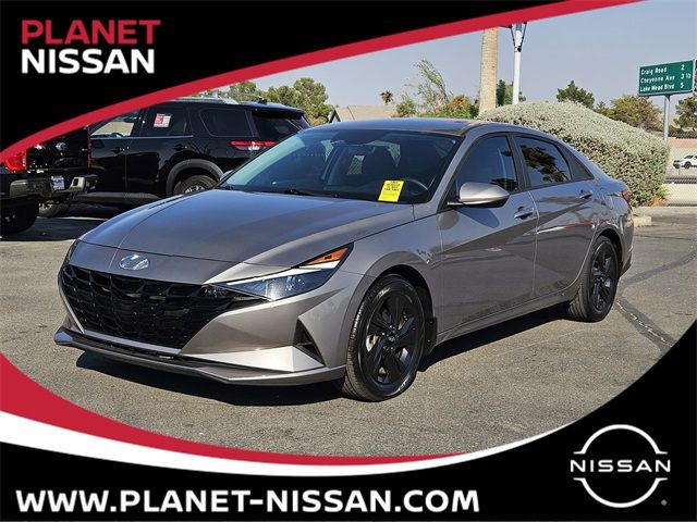 2022 Hyundai Elantra SEL