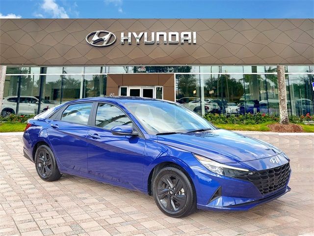 2022 Hyundai Elantra SEL