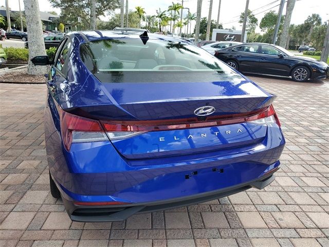 2022 Hyundai Elantra SEL