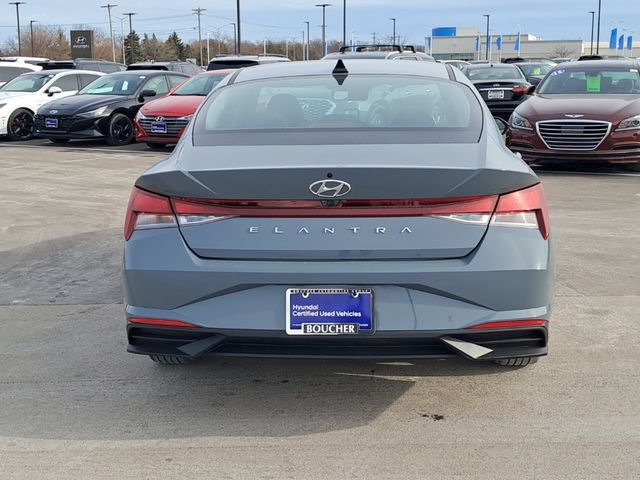 2022 Hyundai Elantra SEL