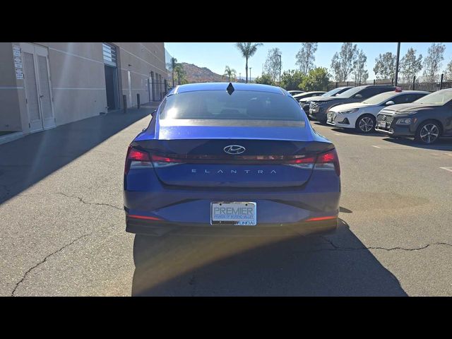 2022 Hyundai Elantra SEL