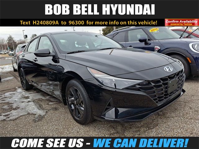 2022 Hyundai Elantra SEL