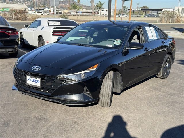 2022 Hyundai Elantra SEL