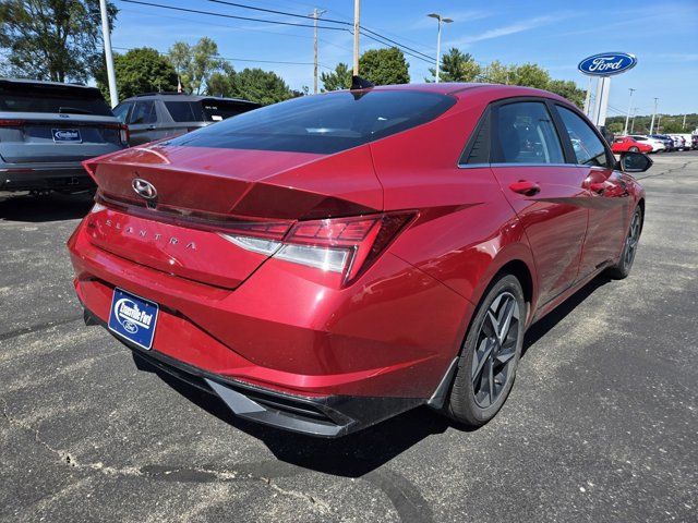 2022 Hyundai Elantra SEL