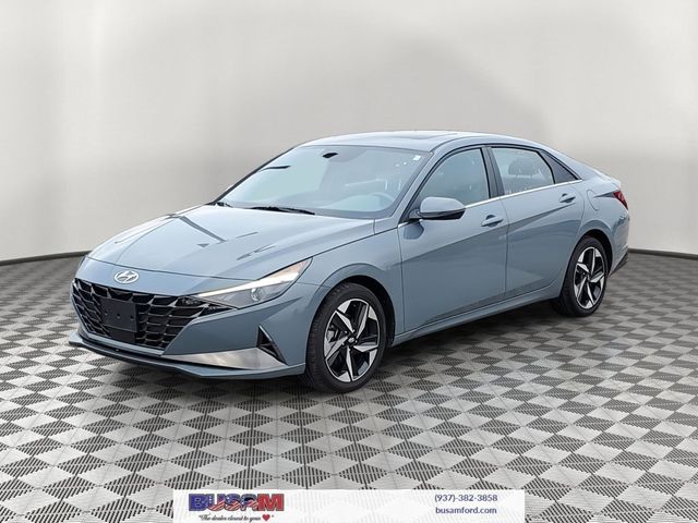 Used 2022 Hyundai Elantra SEL For Sale in Wilmington, OH | Capital One ...