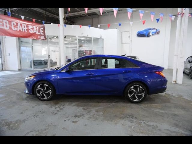 2022 Hyundai Elantra SEL