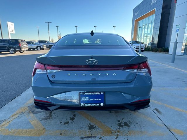 2022 Hyundai Elantra SEL