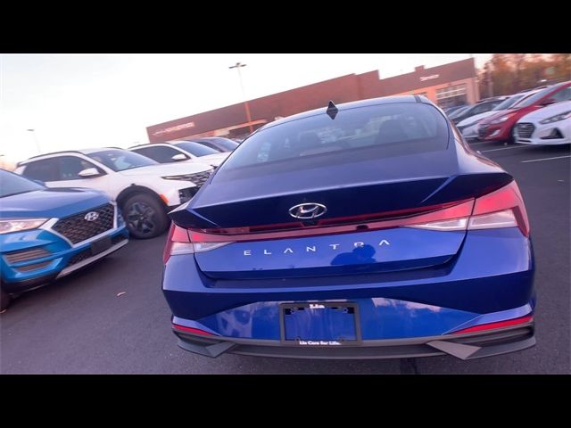 2022 Hyundai Elantra SEL