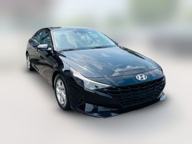 2022 Hyundai Elantra SE