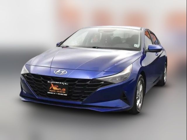 2022 Hyundai Elantra SE