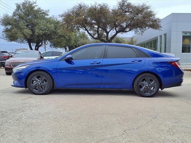 2022 Hyundai Elantra Hybrid Blue