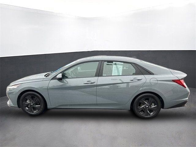 2022 Hyundai Elantra Hybrid Blue