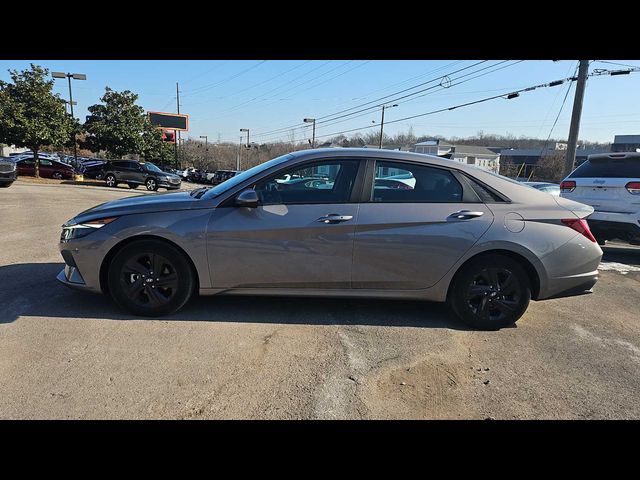 2022 Hyundai Elantra Hybrid Blue