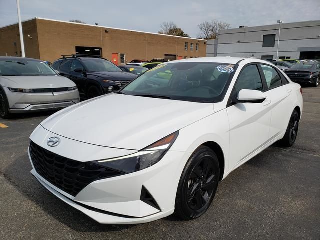 2022 Hyundai Elantra Hybrid Blue