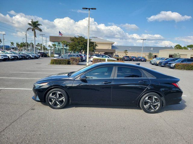 2022 Hyundai Elantra Hybrid Limited