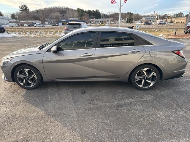 2022 Hyundai Elantra Hybrid Limited