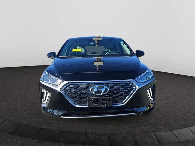 2022 Hyundai Ioniq Hybrid SE