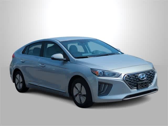 2022 Hyundai Ioniq Hybrid SE