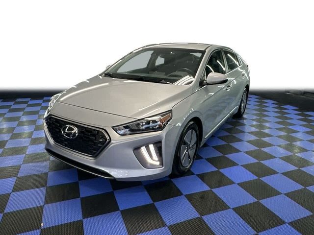 2022 Hyundai Ioniq Hybrid SE