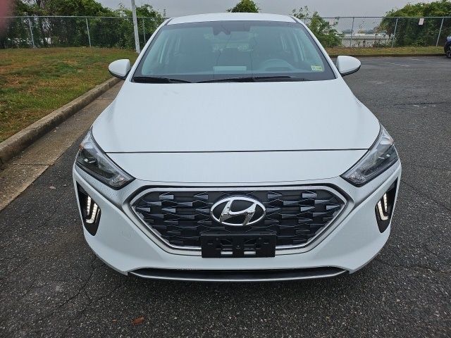 2022 Hyundai Ioniq Hybrid SE