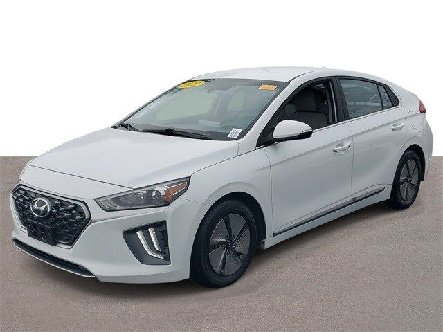 2022 Hyundai Ioniq Hybrid SE