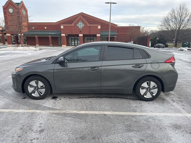 2022 Hyundai Ioniq Hybrid Blue