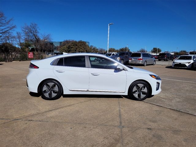 2022 Hyundai Ioniq Hybrid Limited