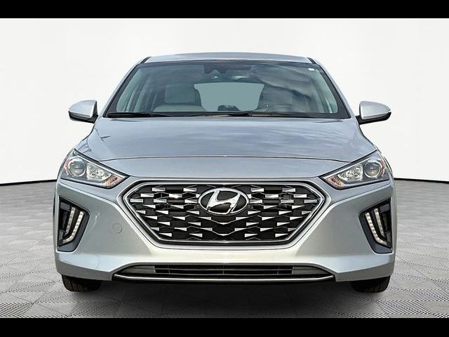 2022 Hyundai Ioniq Hybrid SE