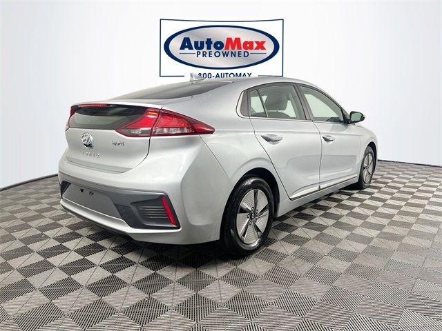 2022 Hyundai Ioniq Hybrid SE