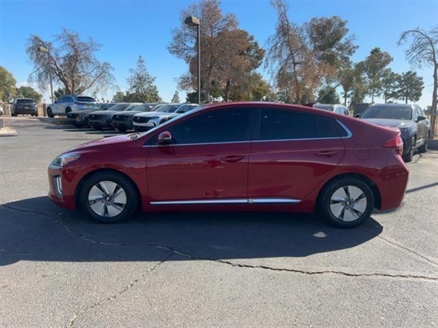 2022 Hyundai Ioniq Hybrid SE