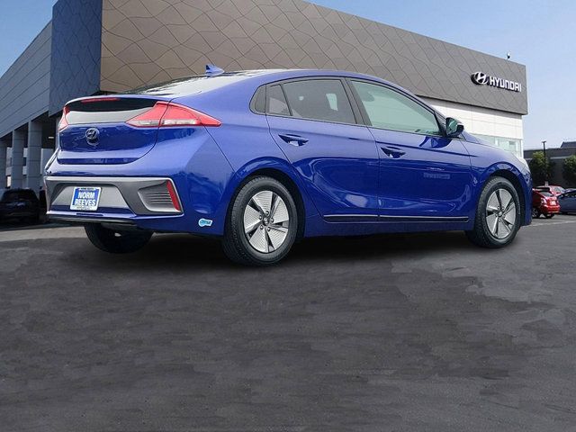 2022 Hyundai Ioniq Hybrid SE