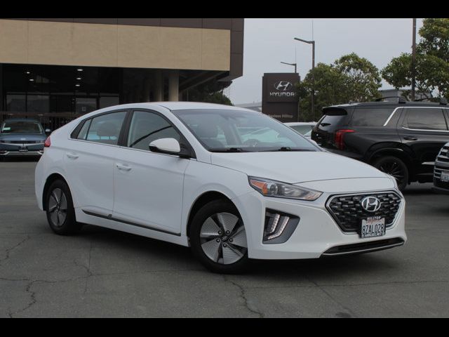 2022 Hyundai Ioniq Hybrid SE