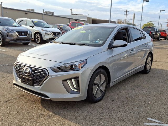 2022 Hyundai Ioniq Hybrid SE