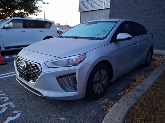 2022 Hyundai Ioniq Hybrid SE