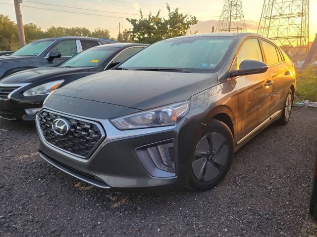 2022 Hyundai Ioniq Hybrid SE