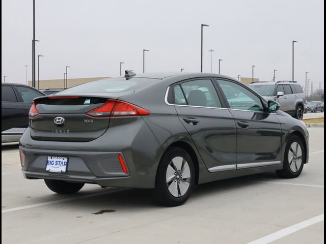 2022 Hyundai Ioniq Hybrid SE