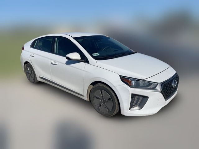 2022 Hyundai Ioniq Hybrid SE