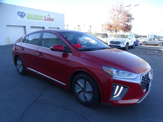 2022 Hyundai Ioniq Hybrid SE