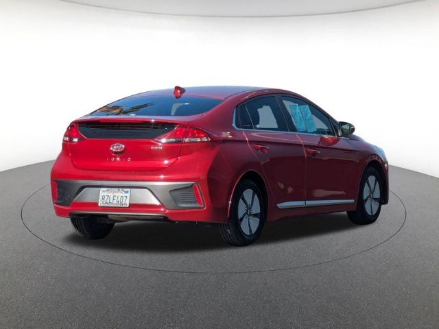 2022 Hyundai Ioniq Hybrid SE