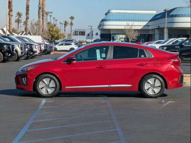 2022 Hyundai Ioniq Hybrid SE