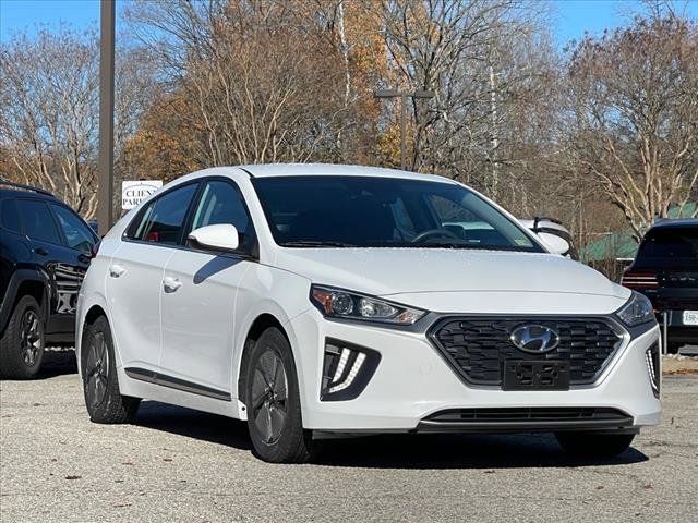 2022 Hyundai Ioniq Hybrid SE