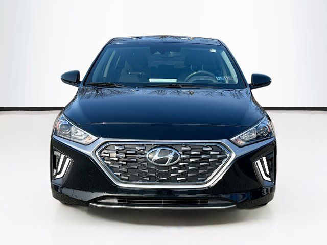 2022 Hyundai Ioniq Hybrid SE