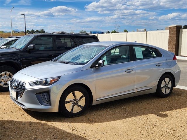 2022 Hyundai Ioniq Hybrid SE