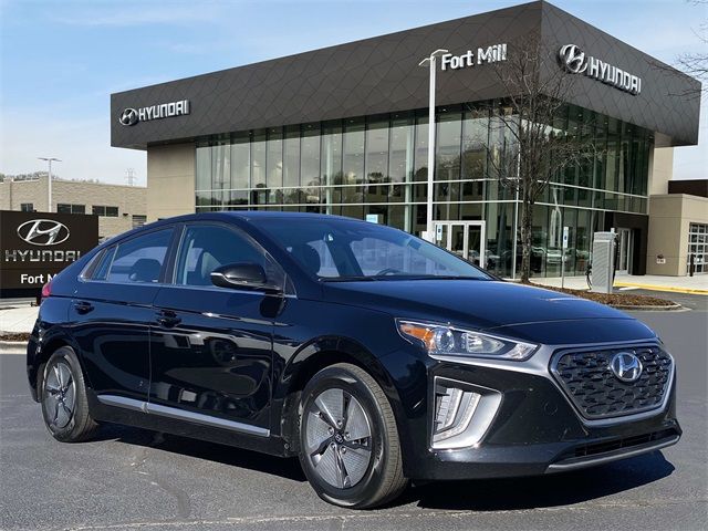 2022 Hyundai Ioniq Hybrid SE