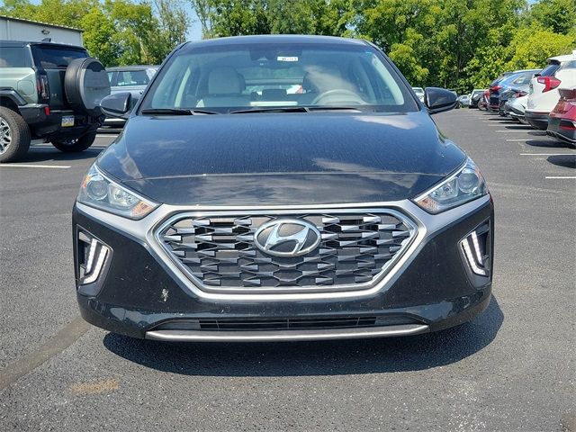 2022 Hyundai Ioniq Hybrid SE