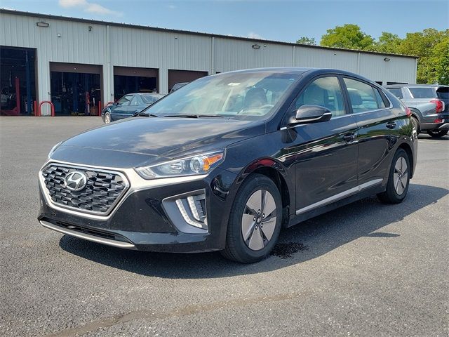 2022 Hyundai Ioniq Hybrid SE