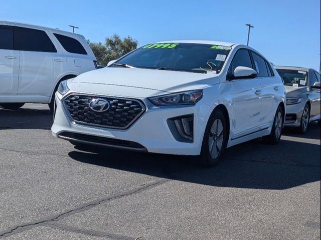 2022 Hyundai Ioniq Hybrid SE