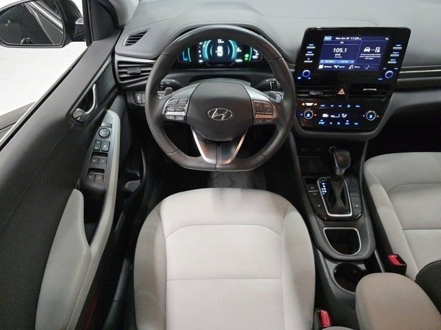 2022 Hyundai Ioniq Hybrid SE